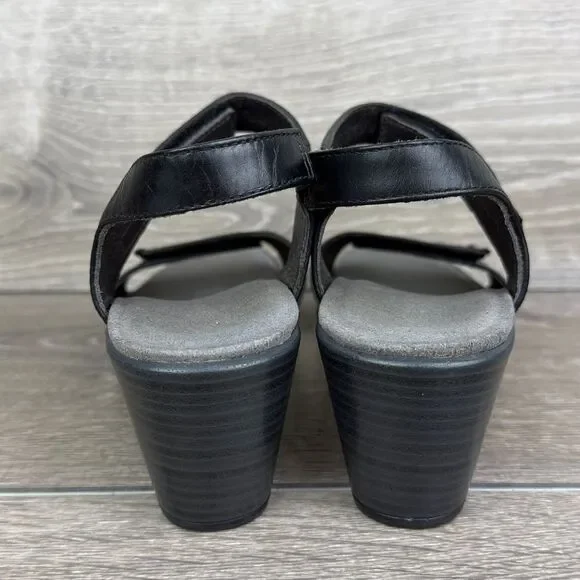 Naot Intact Women’s Sz 9/EU 40 Black Velvet Nubuck Dual Hook & Loop Sandals - Picture 4 of 11